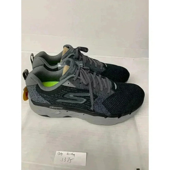 .1375 Skechers Go-Run, Black/Gray, Mens Running Shoes-US 13 Mens - Picture 1 of 6